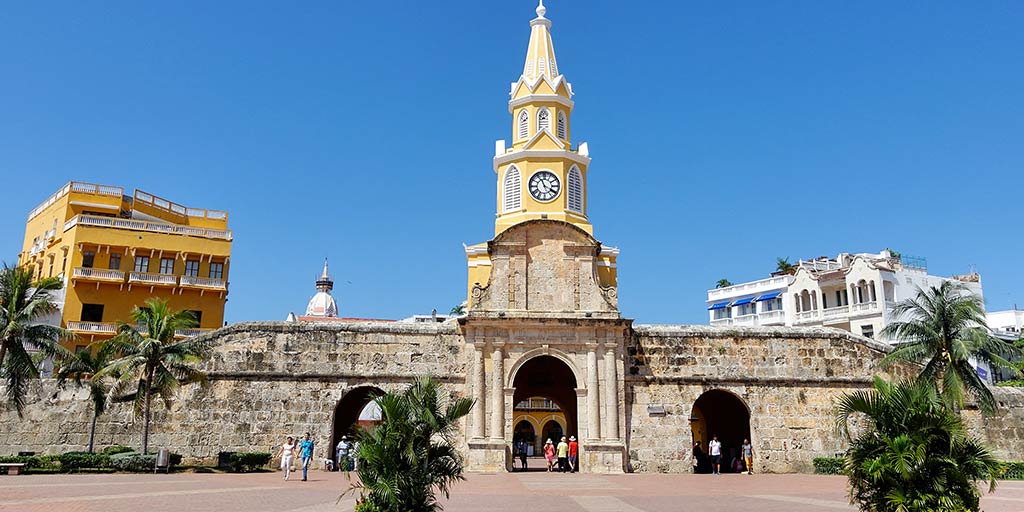 Clock Tower and Plaza de los Coches