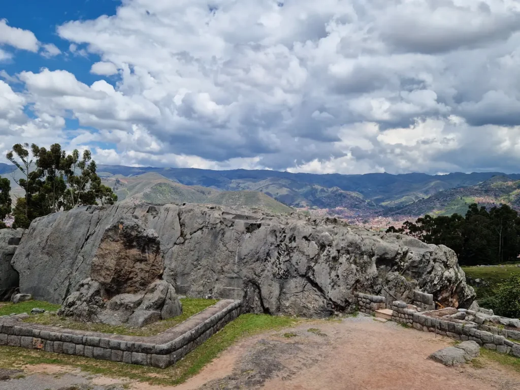 Qenqo